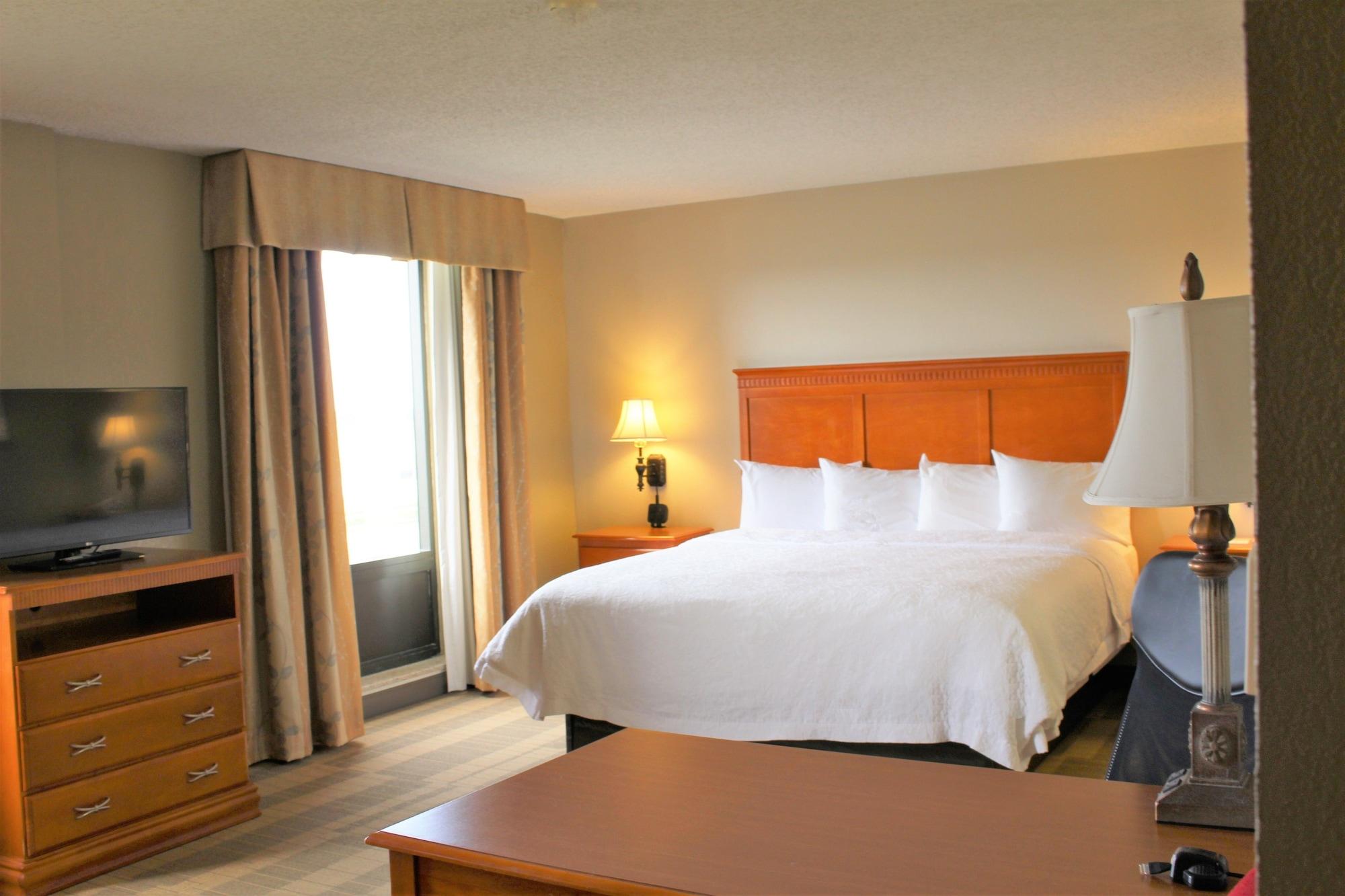 Hampton Inn & Suites Тибодо Экстерьер фото