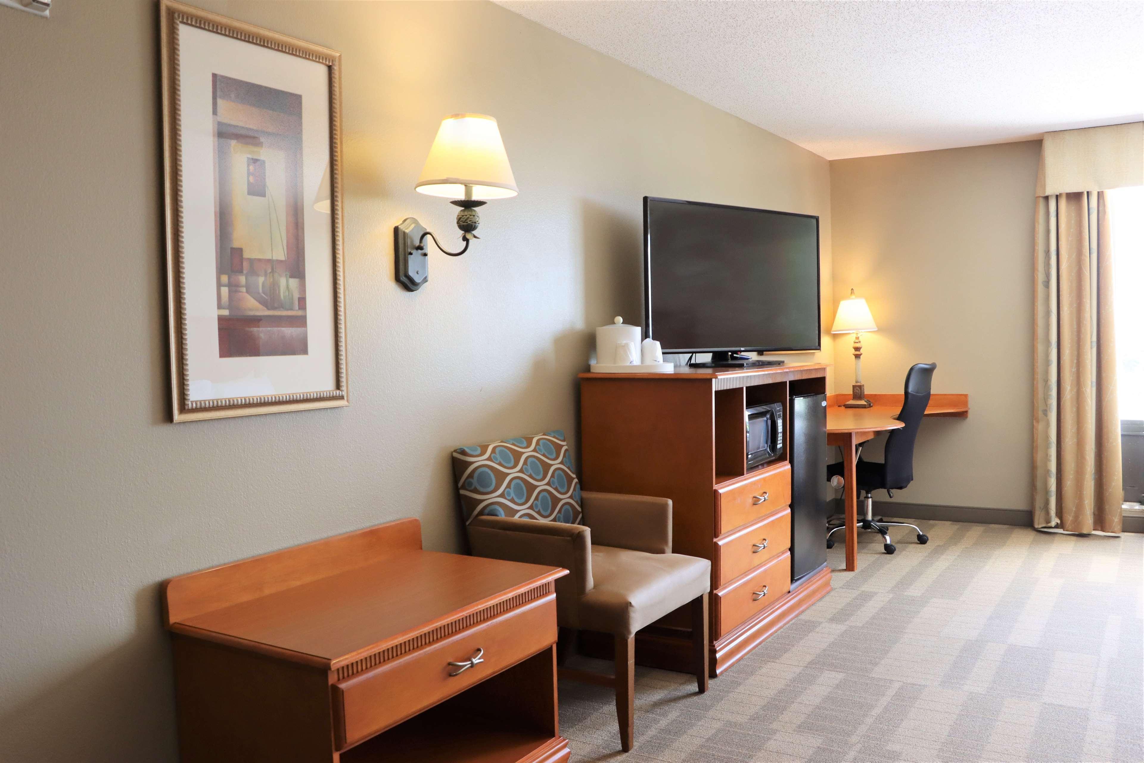 Hampton Inn & Suites Тибодо Экстерьер фото
