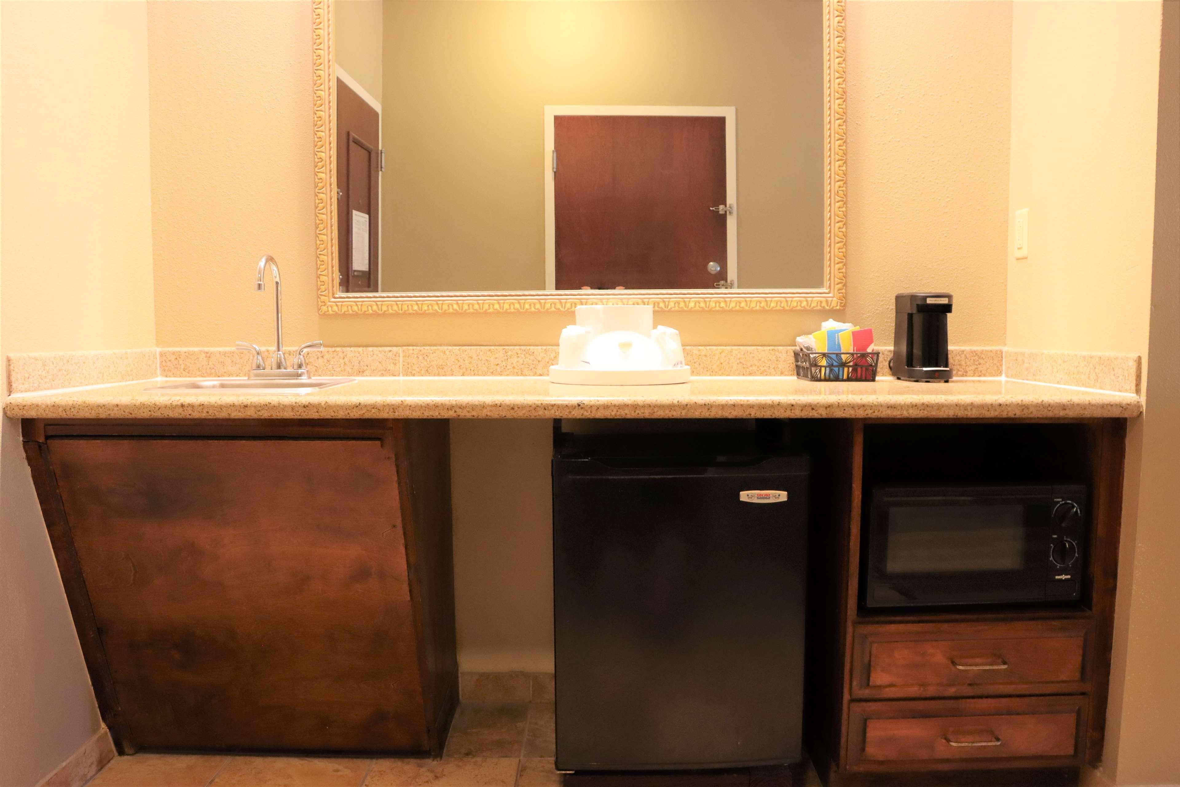Hampton Inn & Suites Тибодо Экстерьер фото