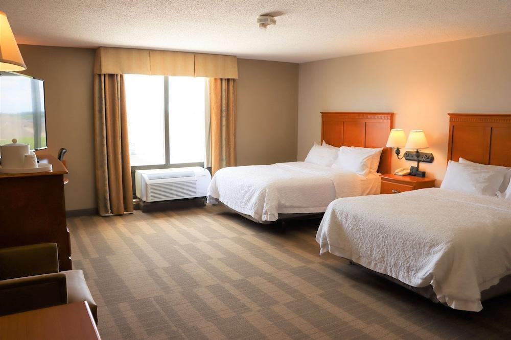 Hampton Inn & Suites Тибодо Экстерьер фото