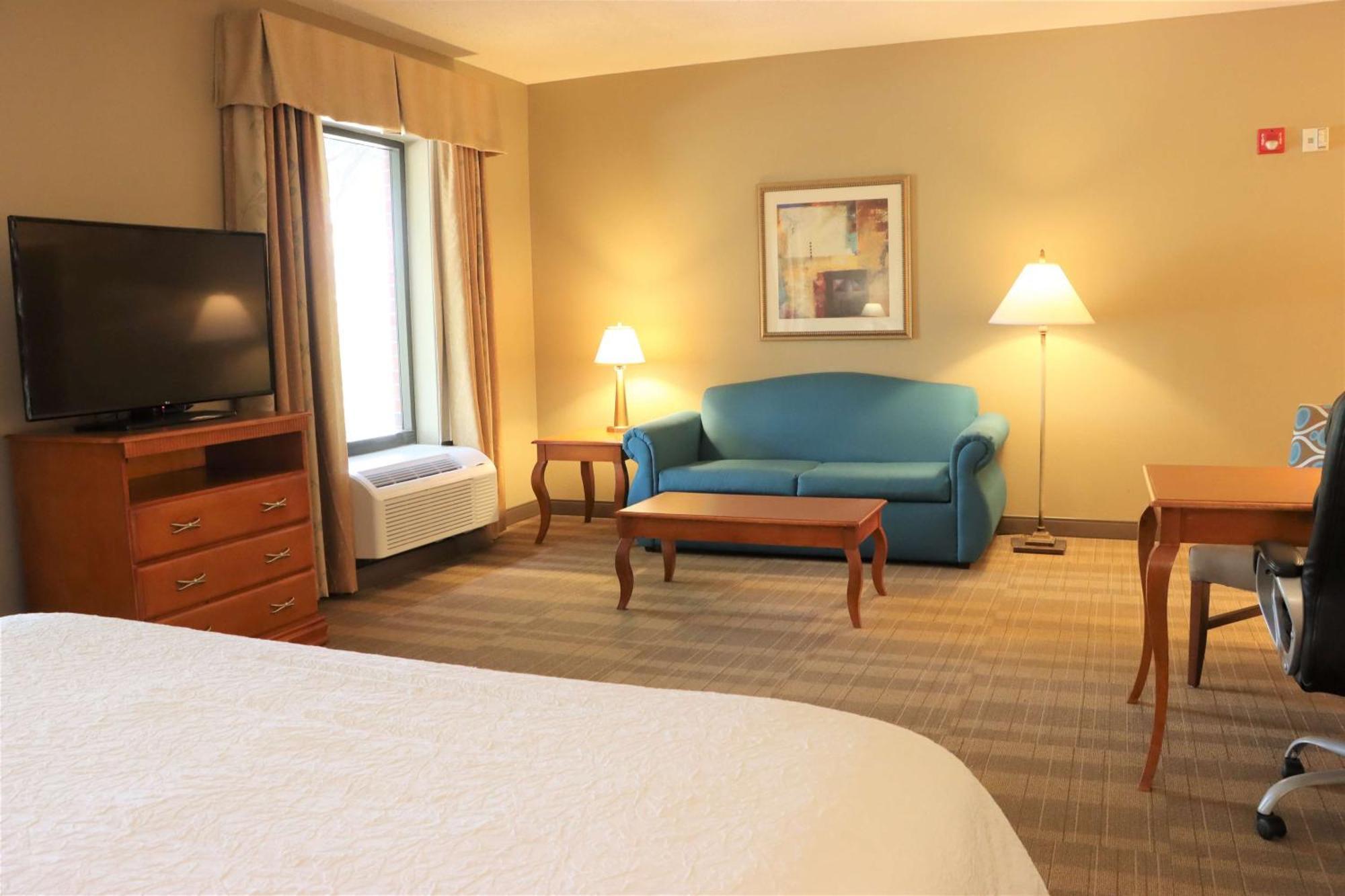 Hampton Inn & Suites Тибодо Экстерьер фото